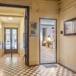 Charming At Location Apartment